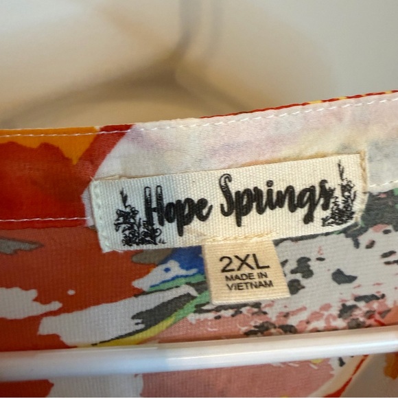 Colorful Floral Women's Blouse - Picture 6 of 8